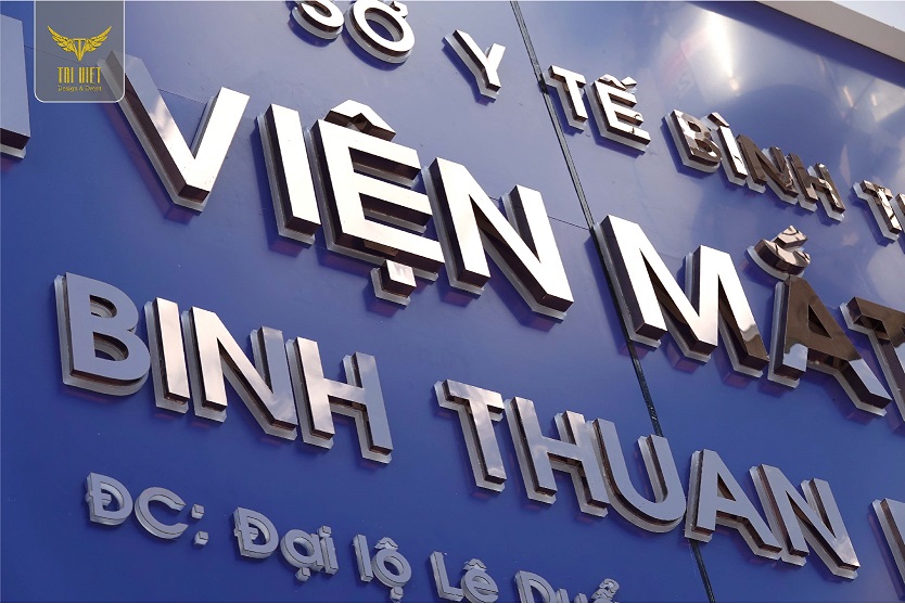 thi-cong-chu-noi-inox-tai-da-lat