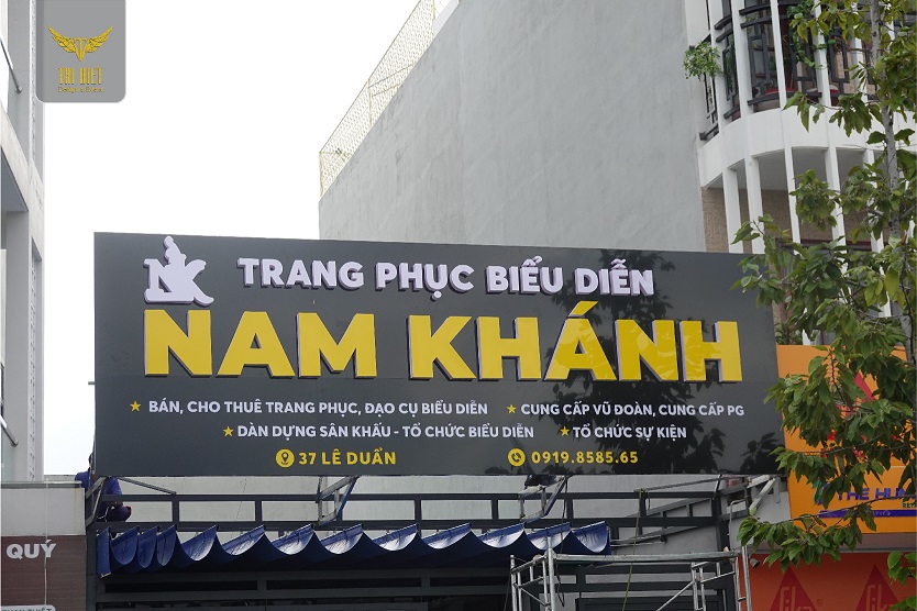 thi-cong-chu-noi-mica-tai-da-lat