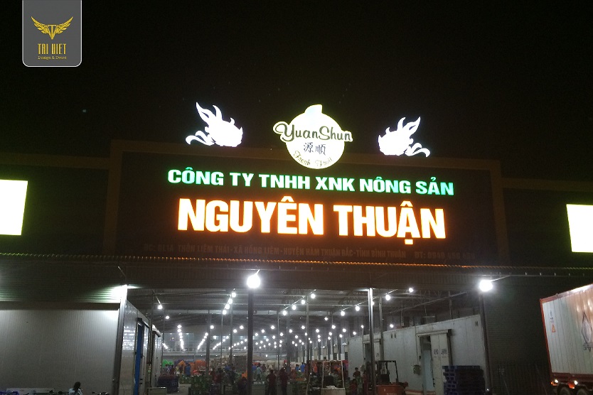 bang-hieu-mica-cho-cua-hang-tai-da-lat